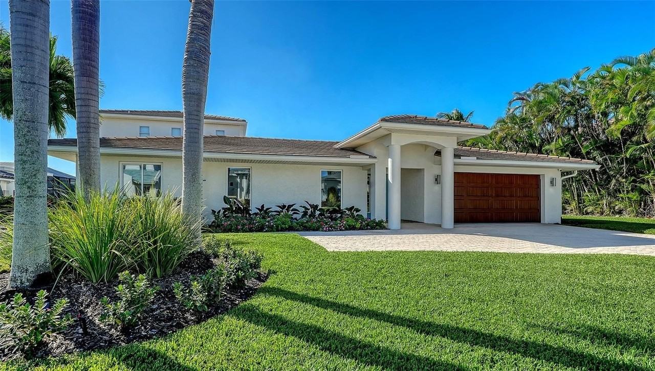 690 Old Compass Rd - Photo 6 of 50