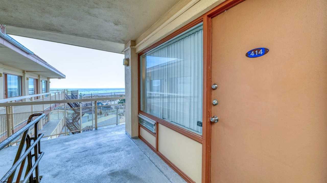 108 Montpelier Avenue - Photo 2 of 14