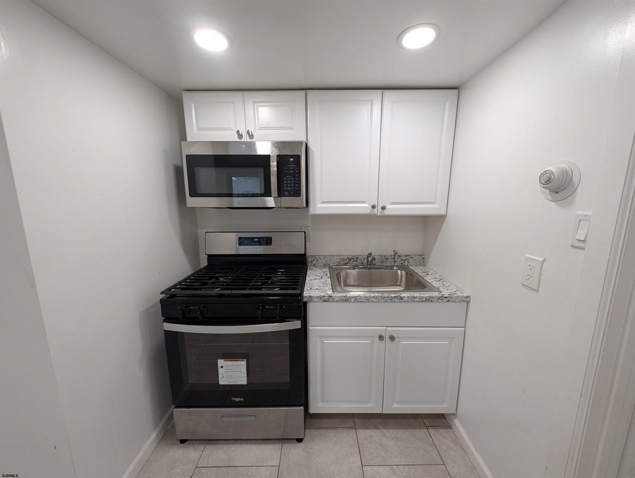 21 N Boston Ave - Photo 7 of 13