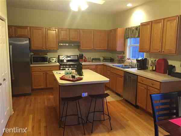 2024 Red Barn Rd - Photo 3 of 25