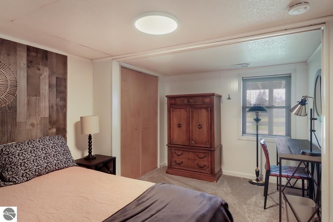 7079 Hawley Rd - Photo 7 of 20