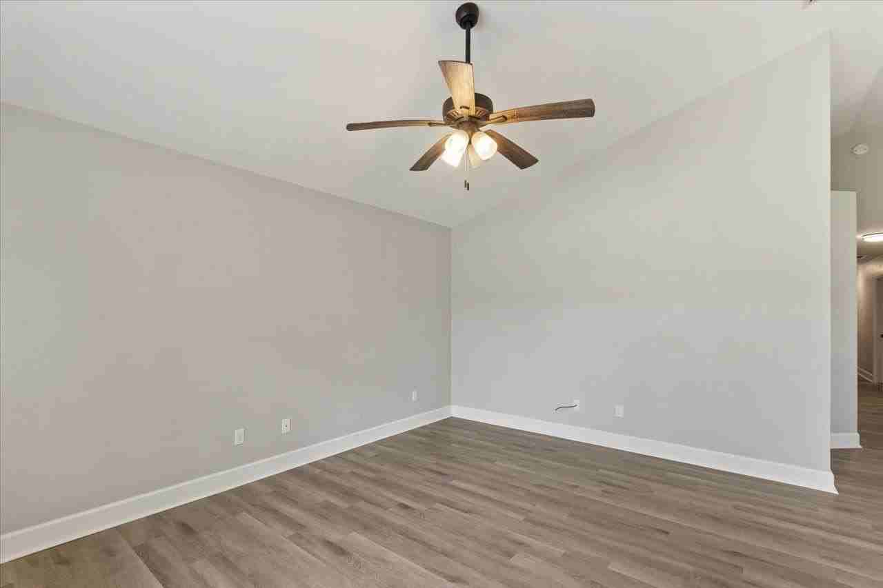 232 Tafflinger Rd - Photo 7 of 41