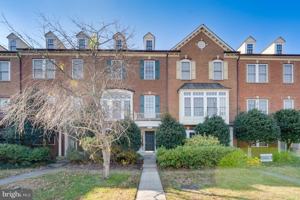 featured image of 3874 Carriage Hill Dr