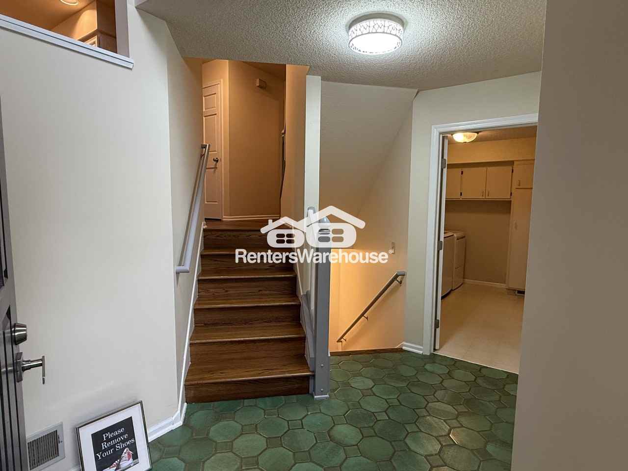 7406 Cahill Rd - Photo 2 of 34