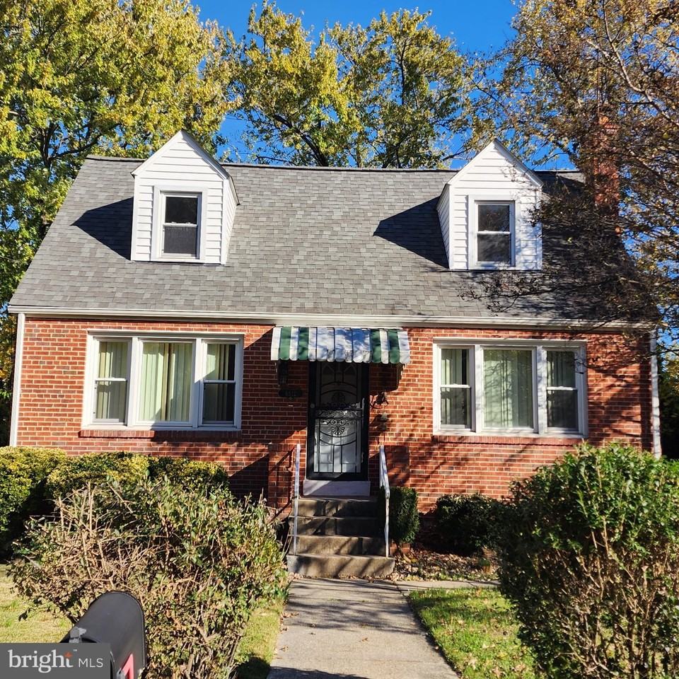 6512 Hansford St - Photo 2 of 42