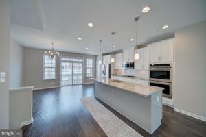 featured image of 2714 Pinebrook Rd