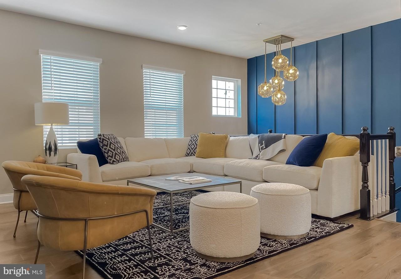 23810 Myrtle Glen Way - Photo 5 of 50