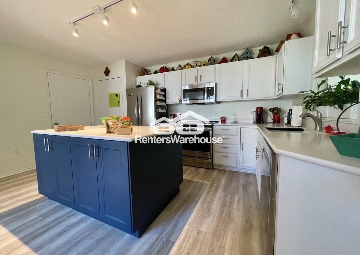 10845 Lexington Drive - Photo 2 of 18