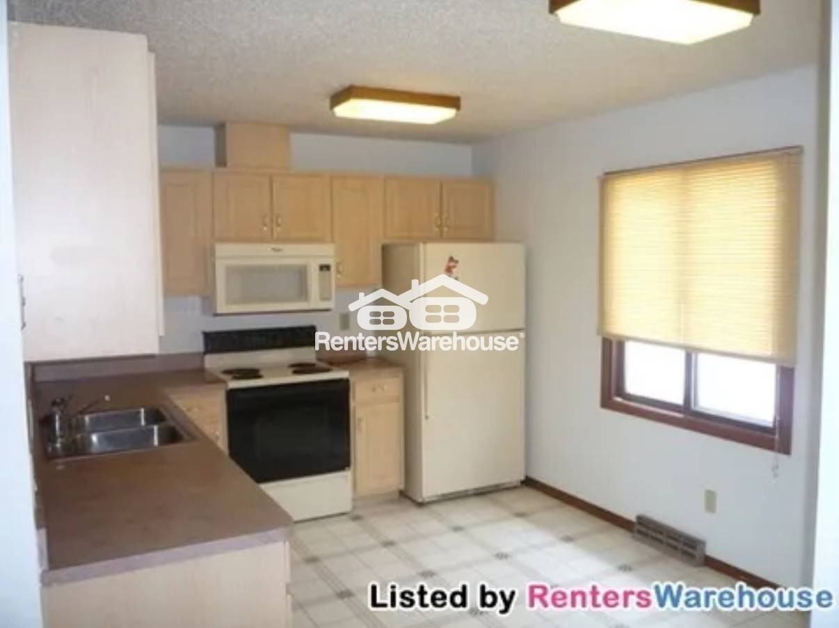 1514 North Timber Ridge - Photo 6 of 23