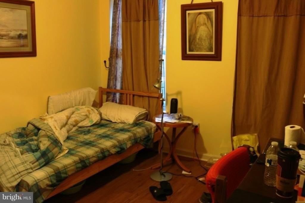 209 Franklin Street - Photo 7 of 14