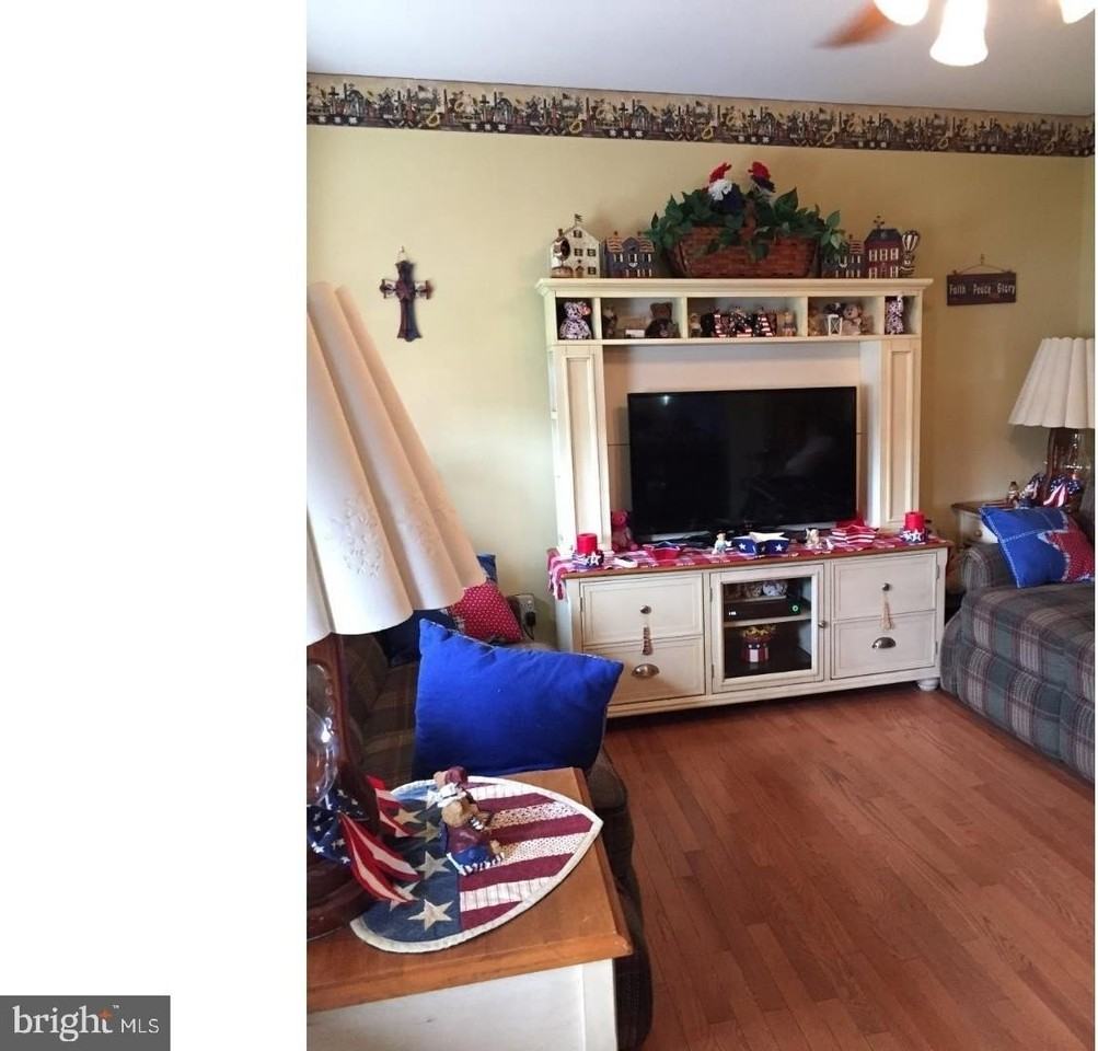 19 College Avenue - Photo 4 of 12