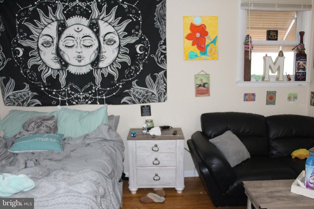 107 Franklin Street - Photo 6 of 17