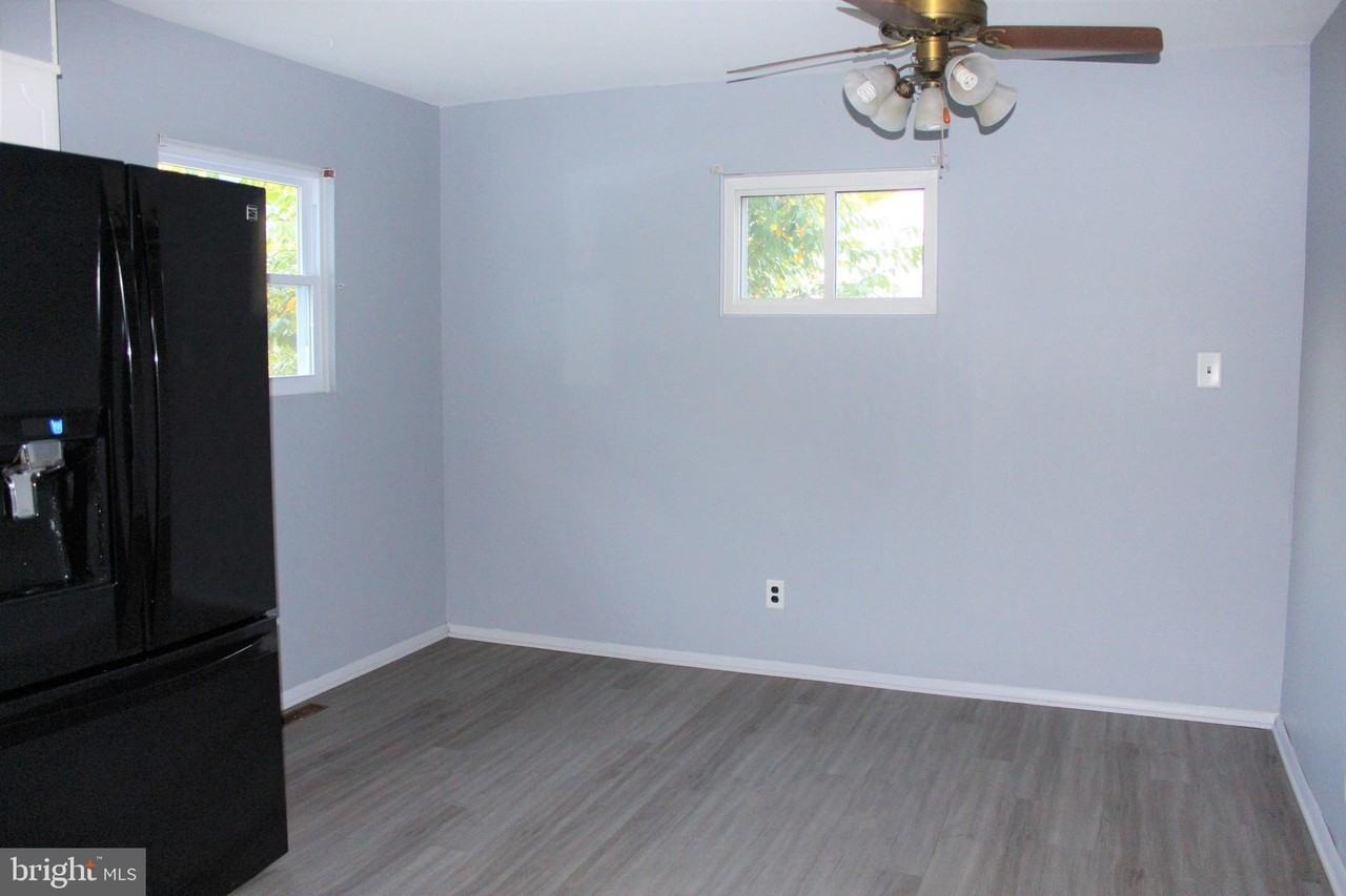 413 Dickinson Road - Photo 7 of 16