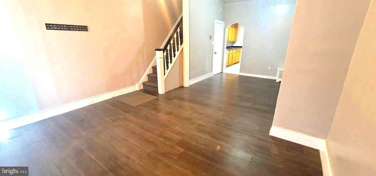 1451 S Etting St - Photo 5 of 26