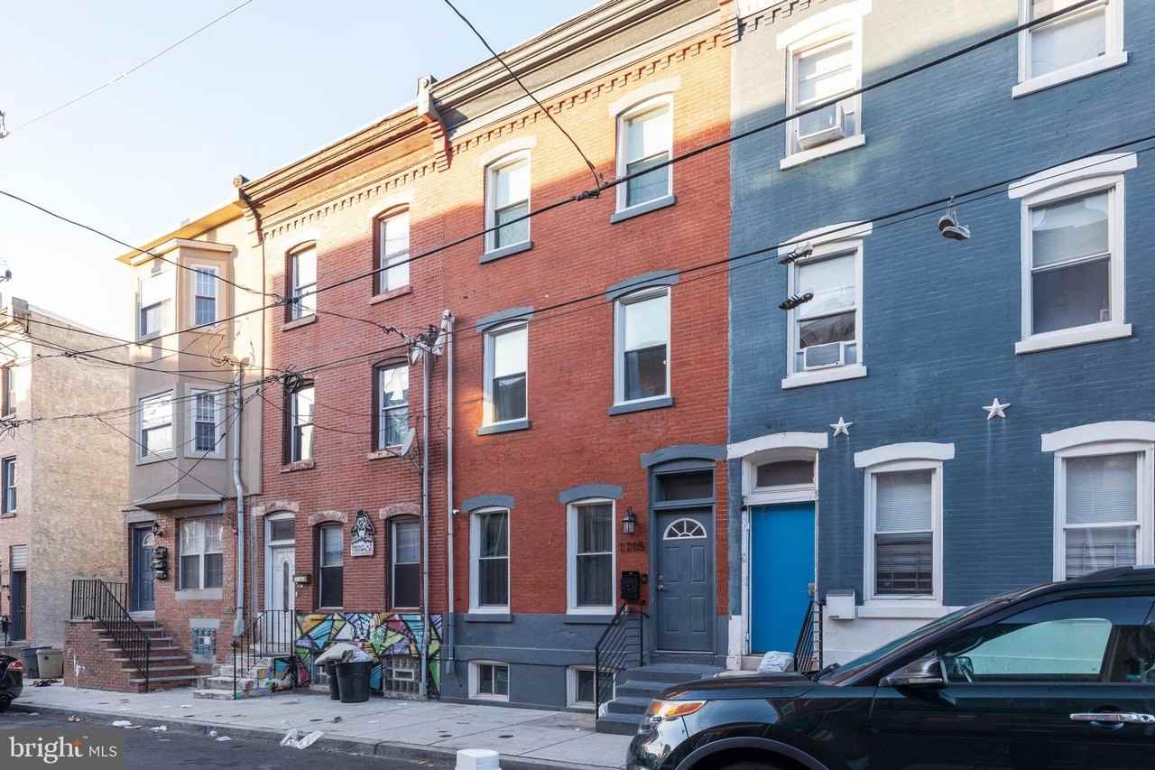 1715 Monument St - Photo 4 of 30