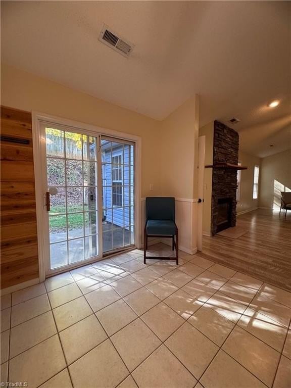 5520 Regents Village Drive - Photo 7 of 43