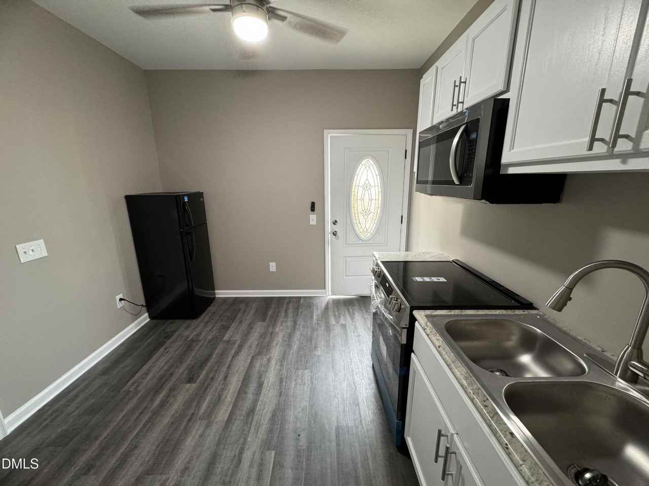 4028 Remington Oaks Cir - Photo 5 of 8