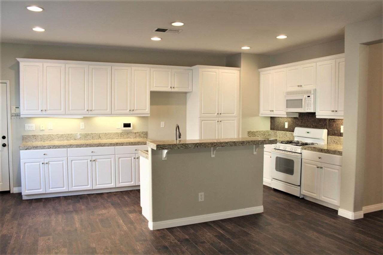 25556 Cedar River Ct - Photo 4 of 19