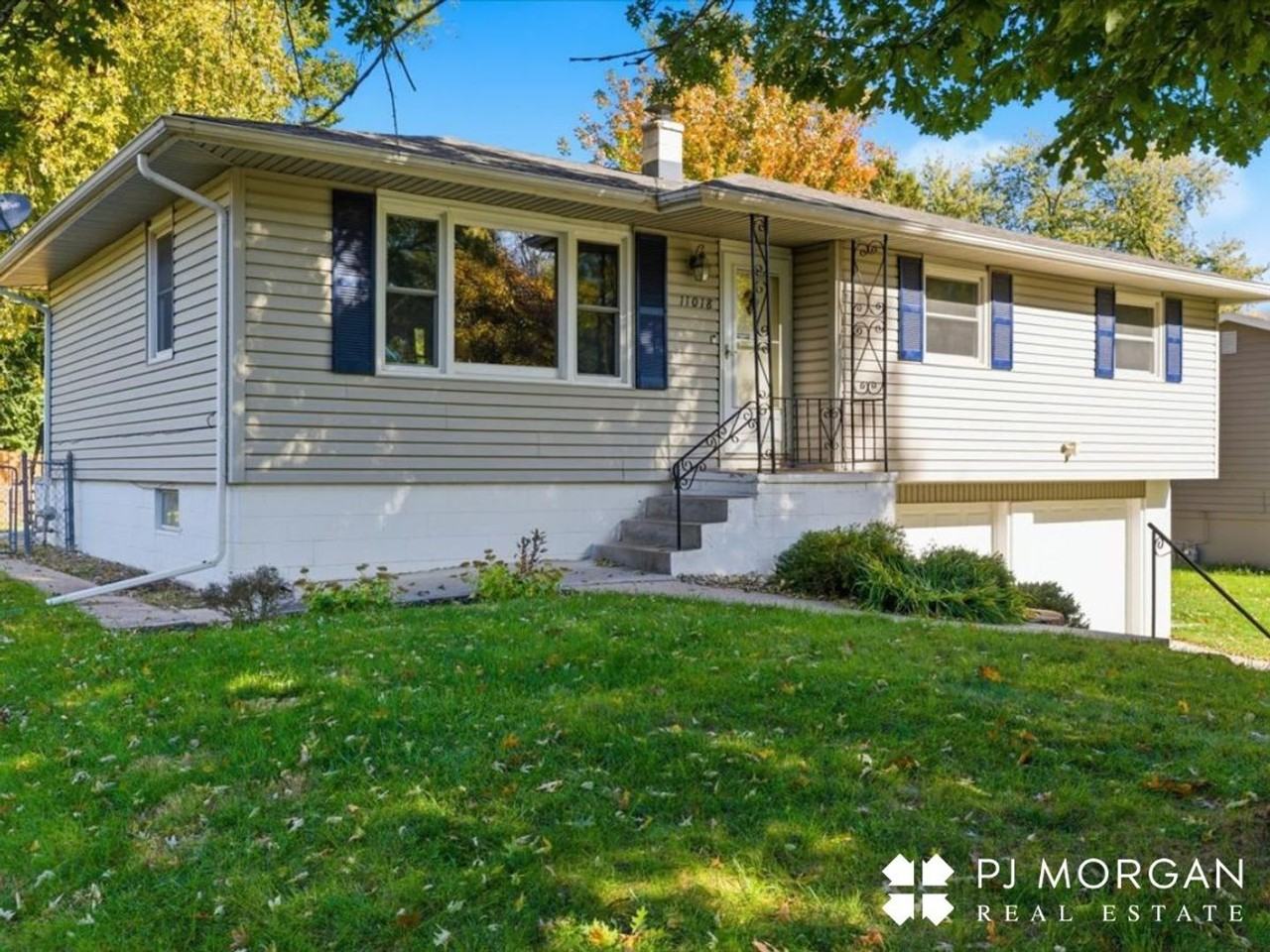 11018 Prairie Village Dr - Photo 3 of 25