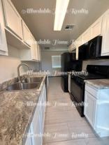 3220 E Monte Vista Dr - Photo 1 of 1