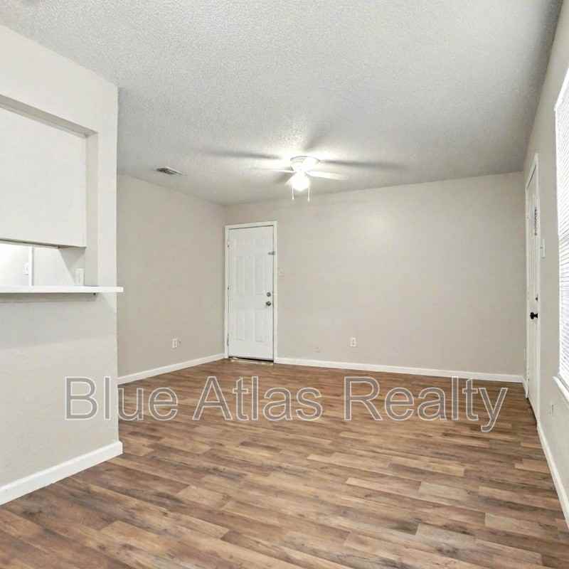 5519 Wellesley Ave - Photo 2 of 20