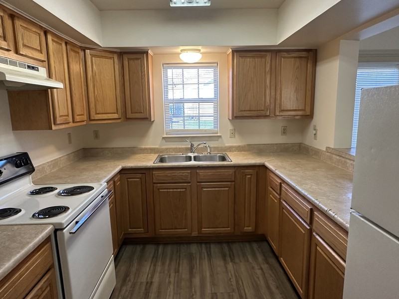 1002 Hot Point Cmns - Photo 2 of 10