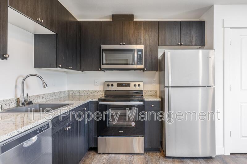 485 S 38th Ave #A102 - Photo 5 of 26