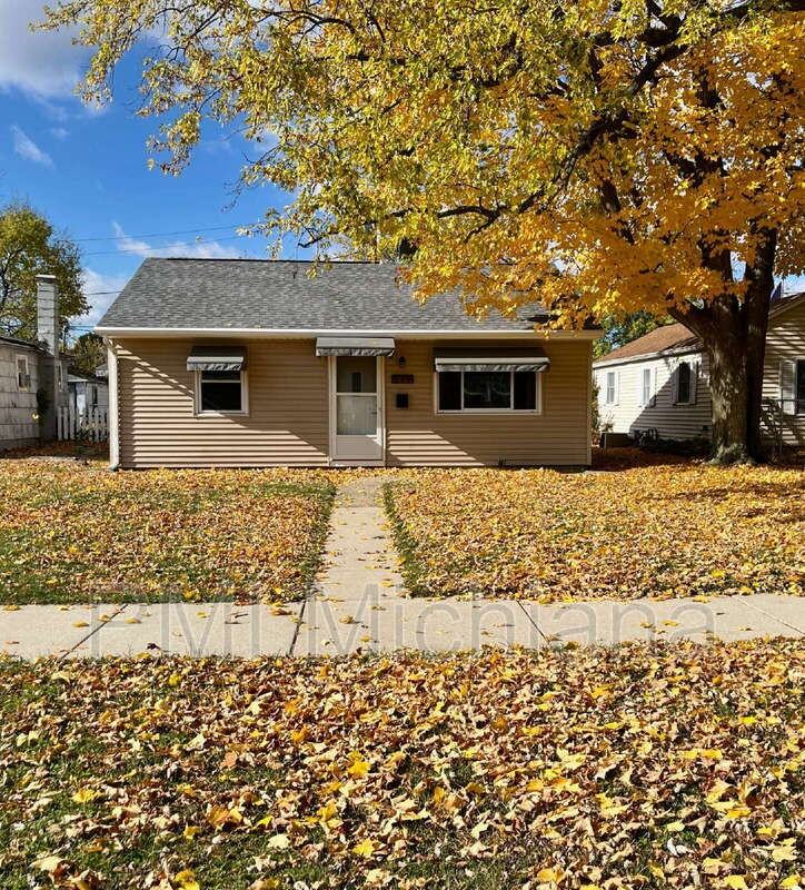 519 Grand Blvd - Photo 2 of 14