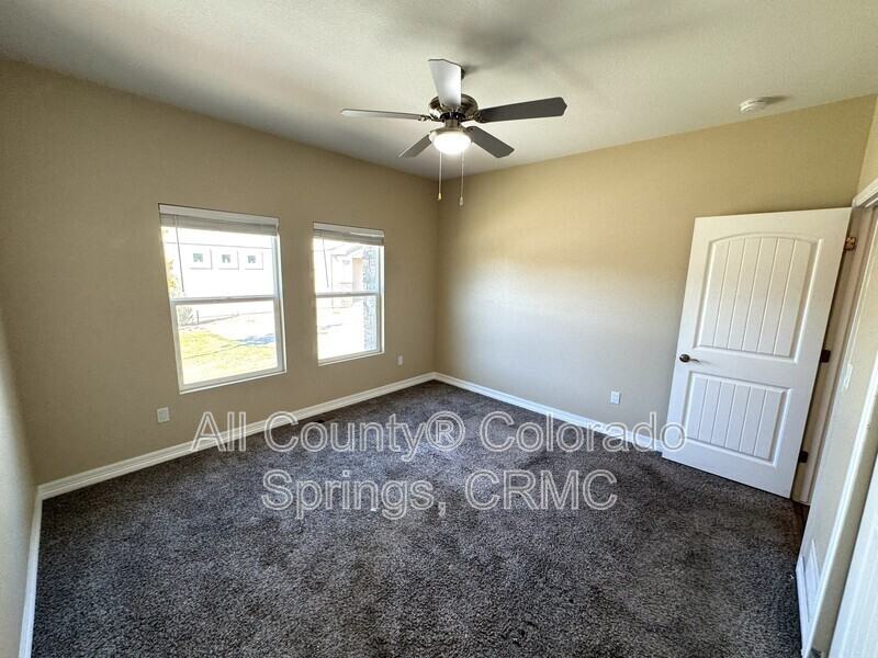 770 Thimbleberry Pt - Photo 6 of 36