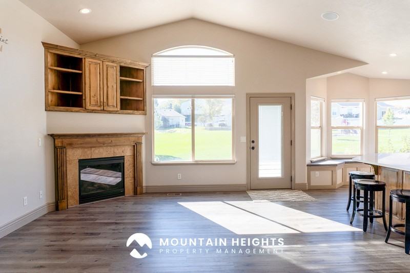 4071 S Sandpiper Ln - Photo 7 of 50