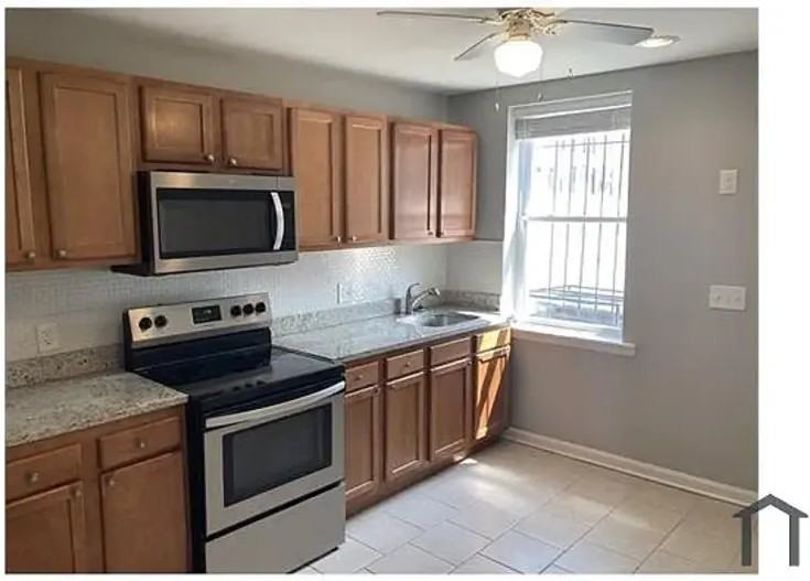 1105 N Collington Ave - Photo 5 of 14