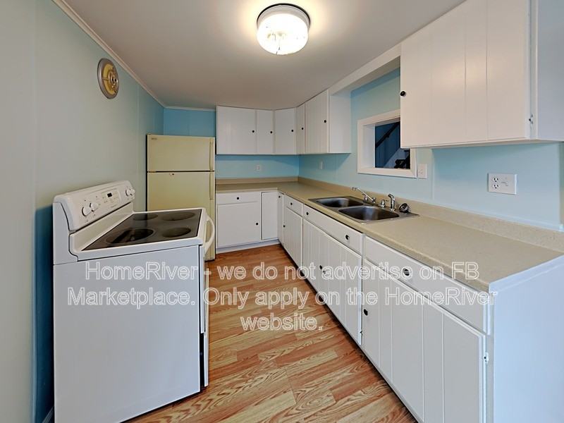 101 S Rock St - Photo 7 of 14