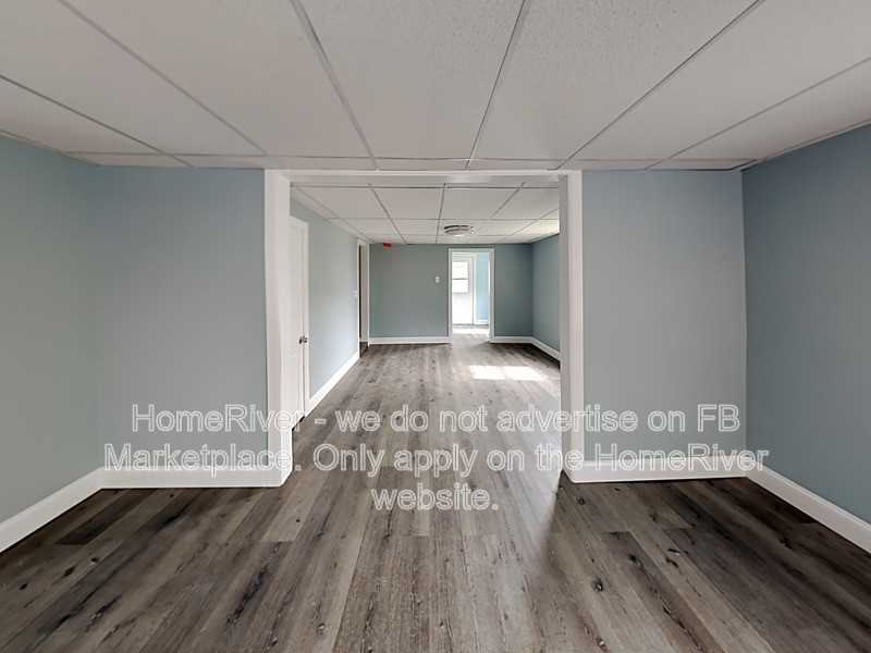 103 South Rock Street - Photo 4 of 29