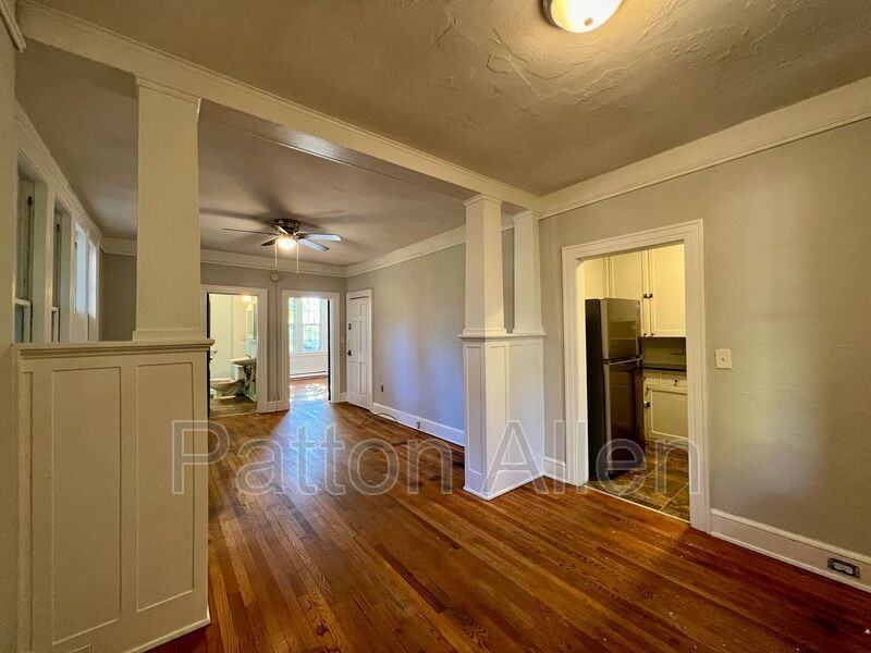 28 Broad St #4 - Photo 6 of 17