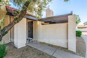 featured image of 2143 E Center Ln #2