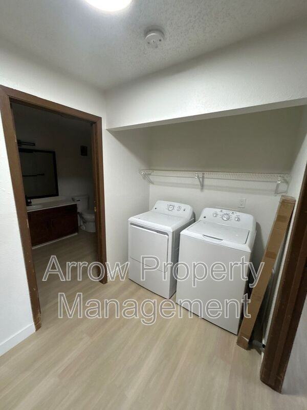 203 E Arbor Ave - Photo 5 of 14