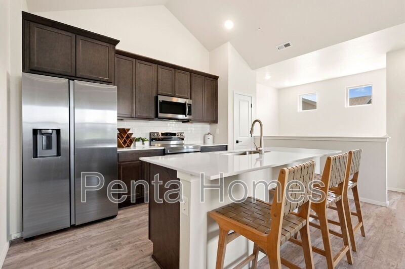 2702 Barnstormer St #A - Photo 7 of 27