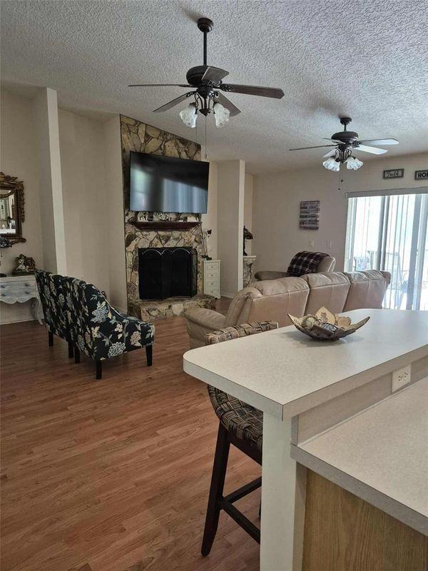 30733 Buttercup Ln - Photo 2 of 18