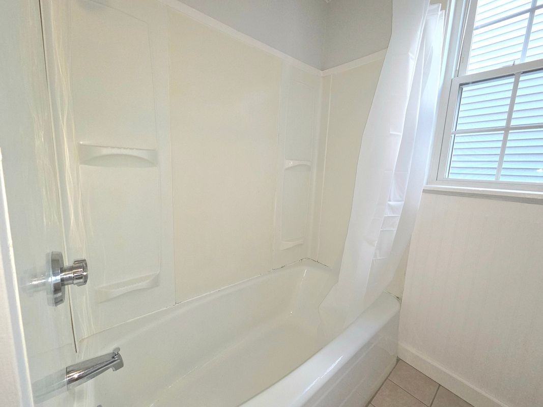 48 Prince St - Photo 6 of 12