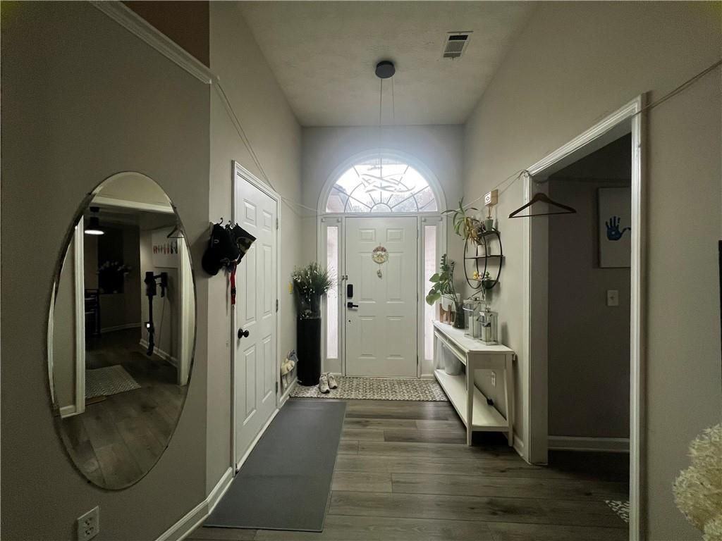 130 Morning Glen Dr - Photo 2 of 21