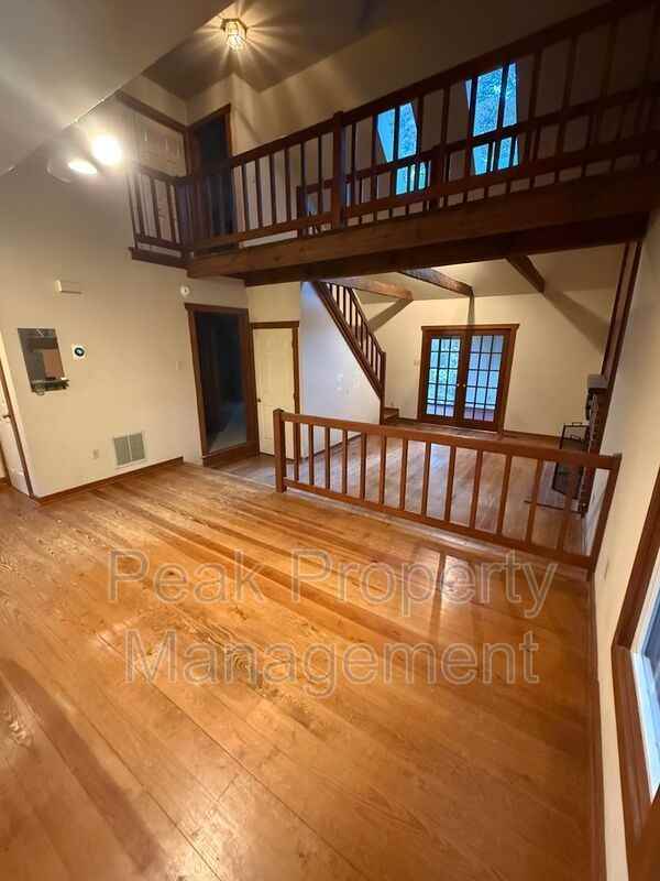 4501 Southampton Rd - Photo 3 of 20