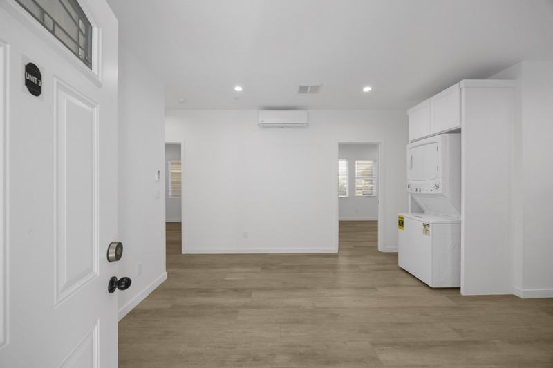 308 N Catalina Ave #3 - Photo 2 of 19