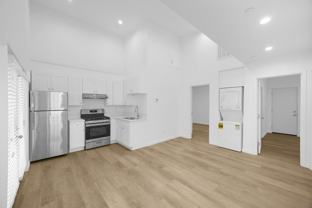 308 N Catalina Ave #6 - Photo 1 of 1