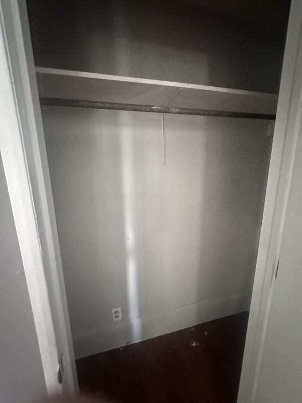 4704 Behrwald Ave - Photo 7 of 15