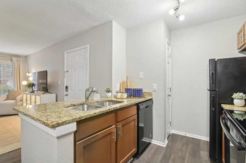 Wood Pointe Apartment Homes - Photo 6 of 35