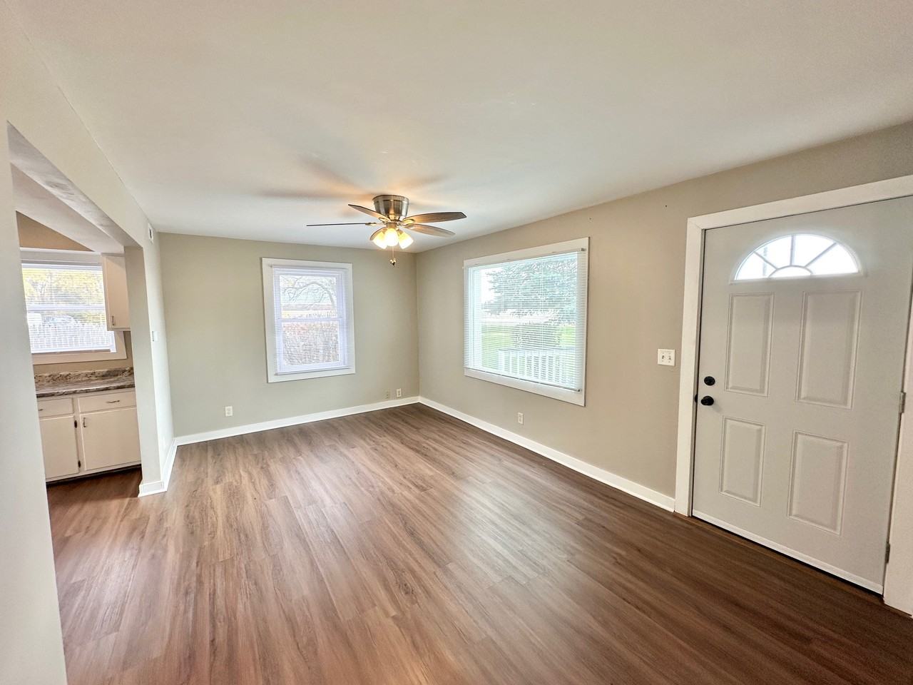 11408 Il Route - Photo 3 of 36