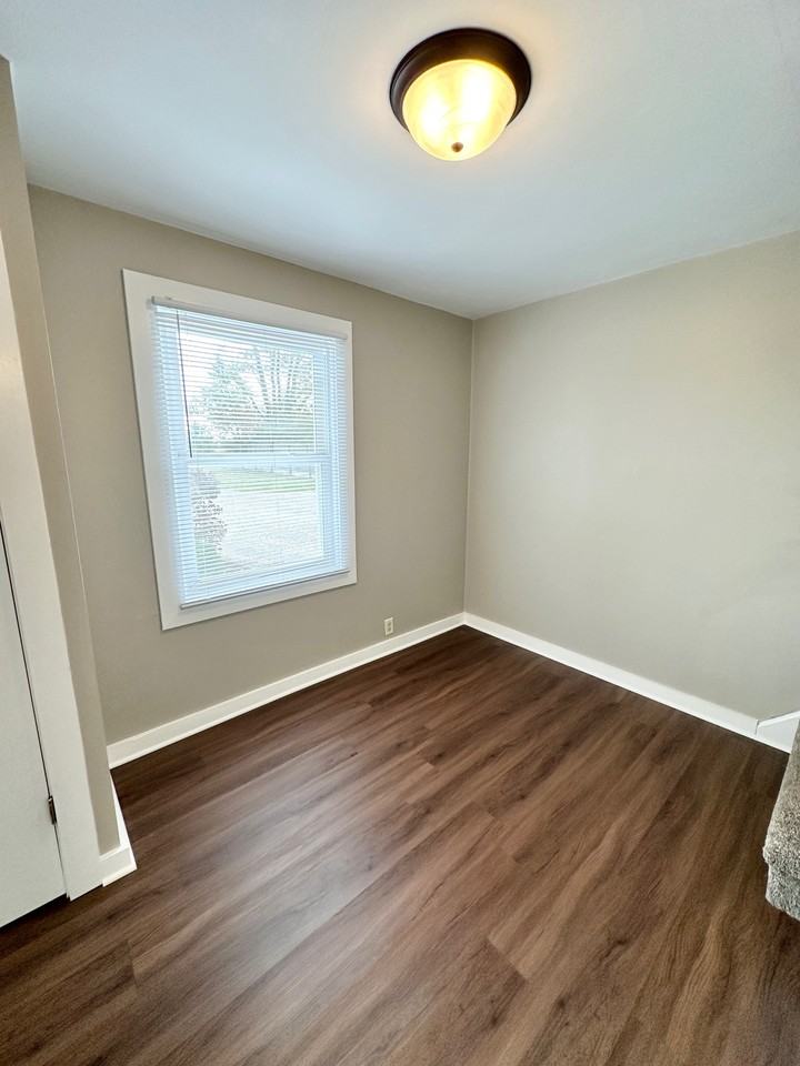 11408 Il Route - Photo 7 of 36