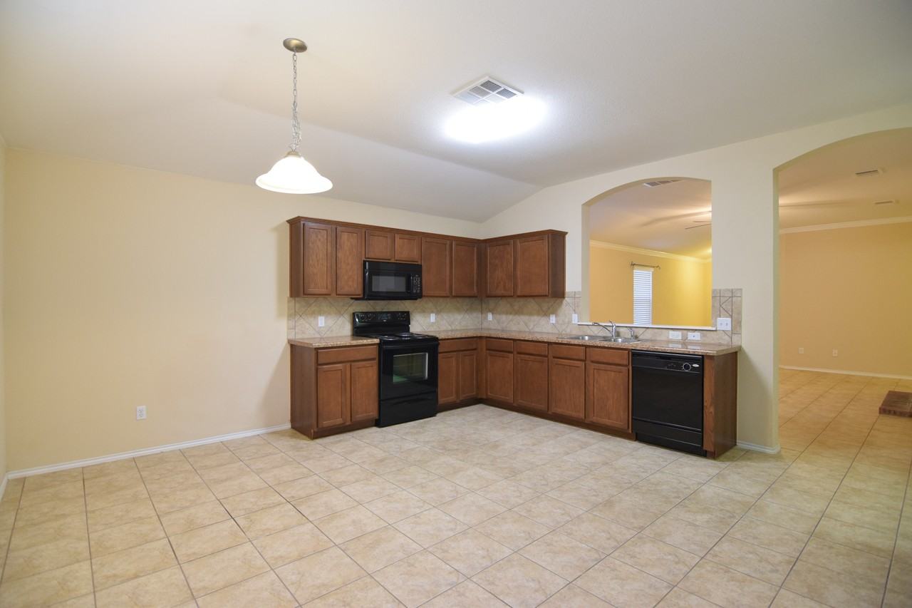 10016 Smock Mill Ln - Photo 5 of 23