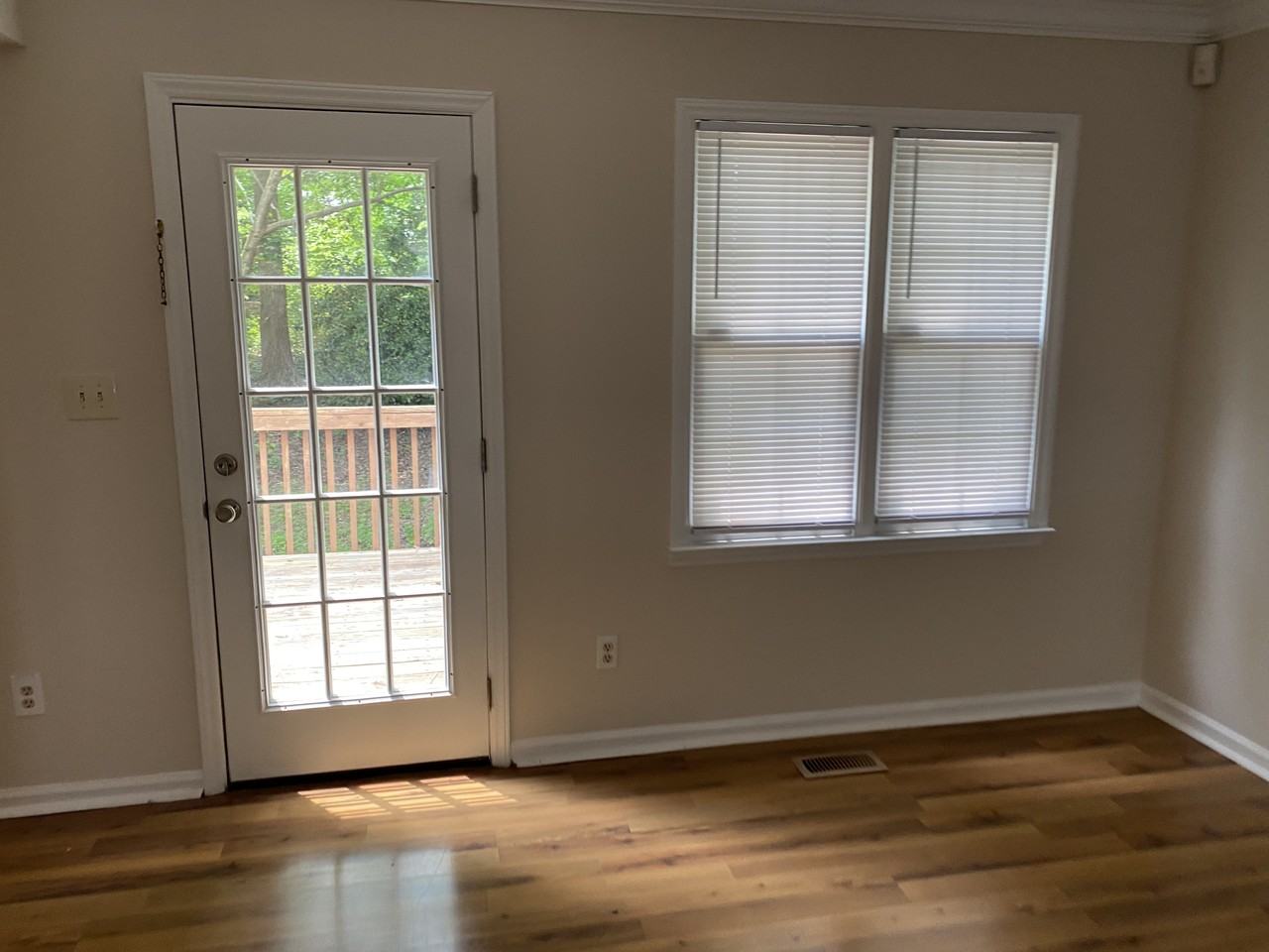 10 Sugar Creek Ct - Photo 5 of 22