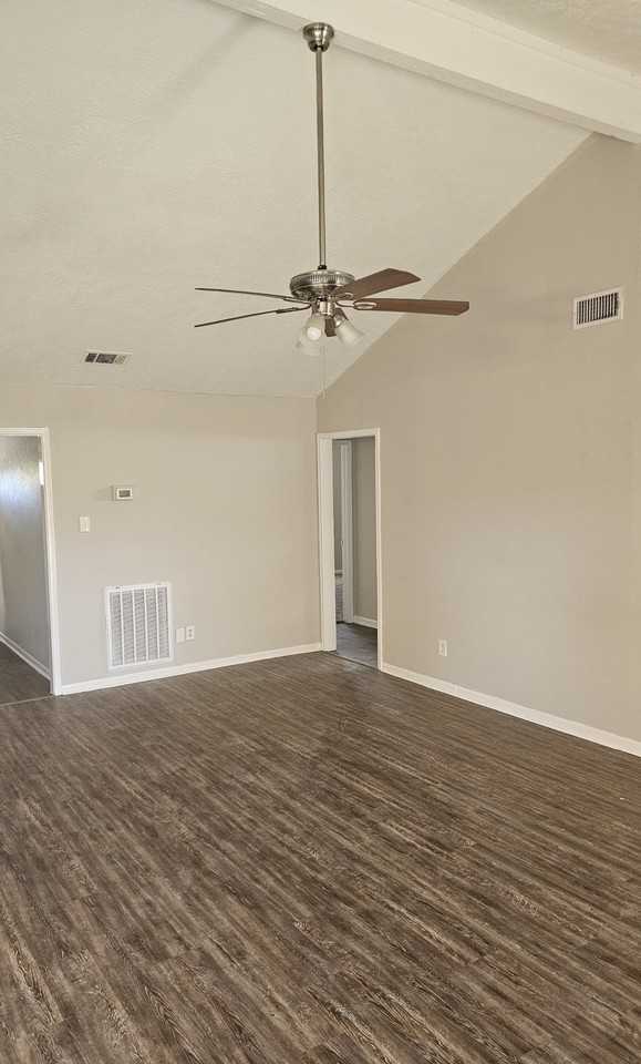 13355 Lake Breeze Lane - Photo 4 of 16